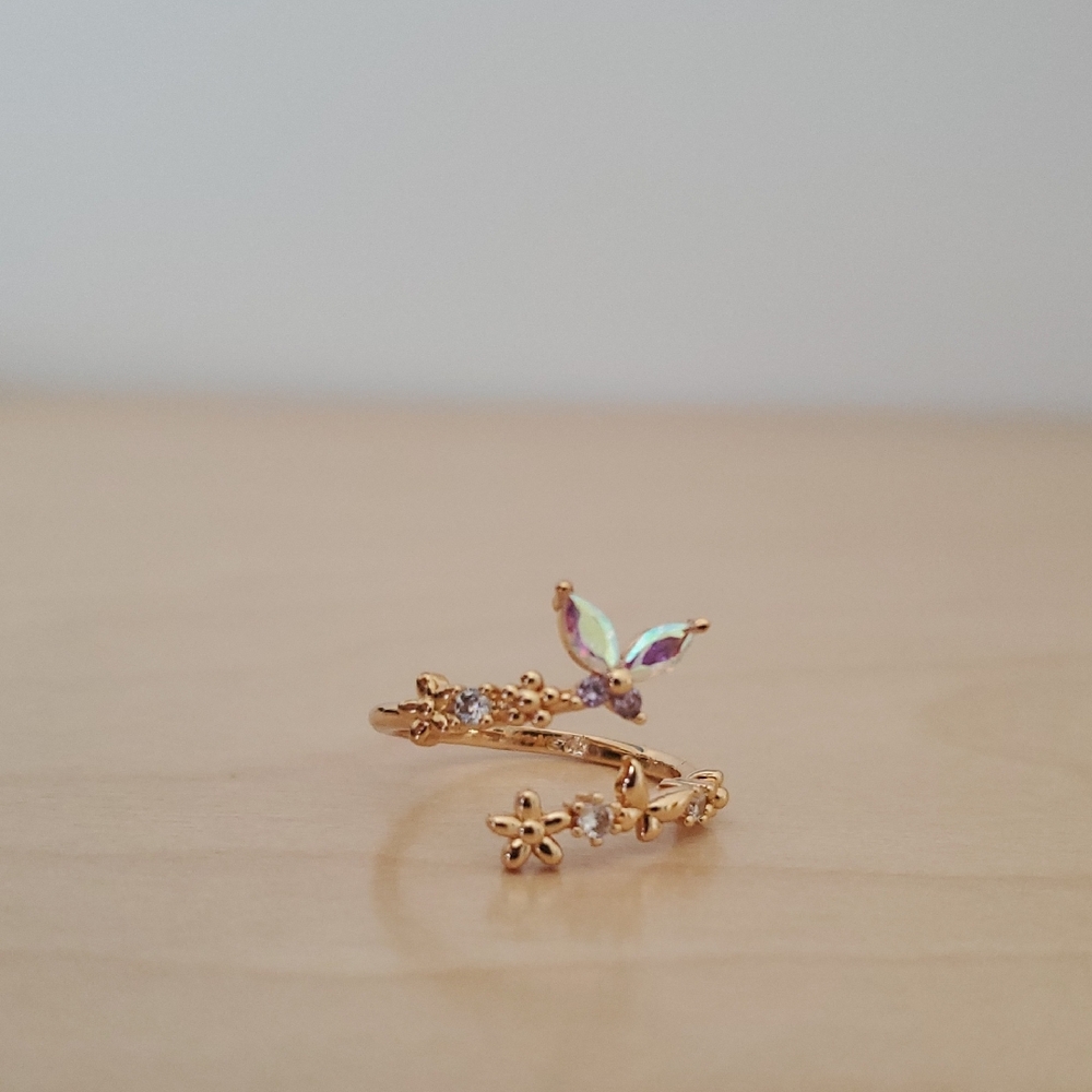 Pretty Bird Gold-Plated Butterfly and Flower Ring